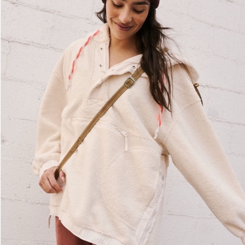 Free People Fuzzy She Was Fleece Pullover